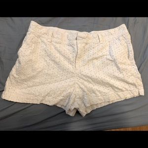 Cutout Detail Shorts